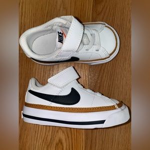 Toddler sneakers